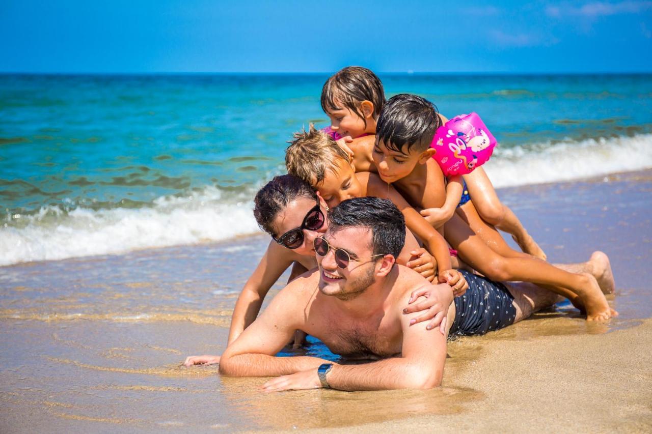 Village & Camping La Foce Valledoria  Ngoại thất bức ảnh