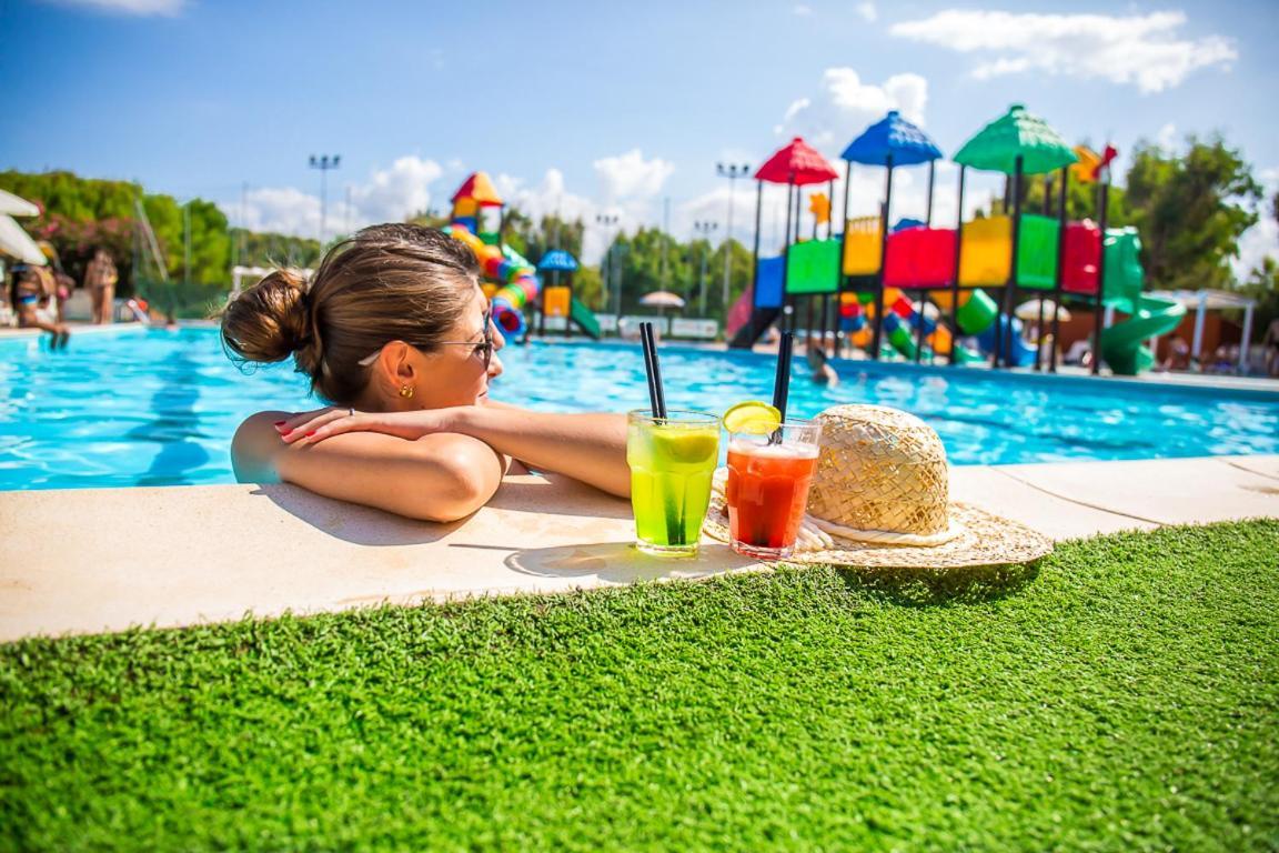 Village & Camping La Foce Valledoria  Ngoại thất bức ảnh