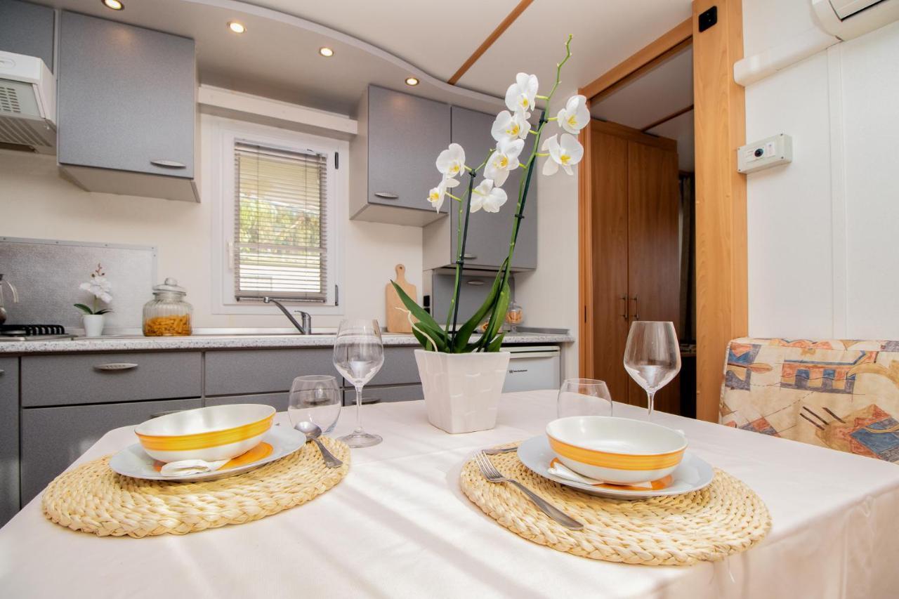 Village & Camping La Foce Valledoria  Ngoại thất bức ảnh