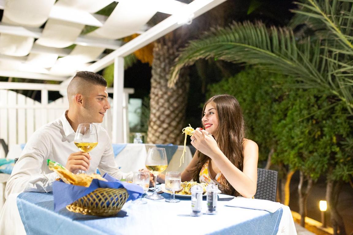 Village & Camping La Foce Valledoria  Ngoại thất bức ảnh
